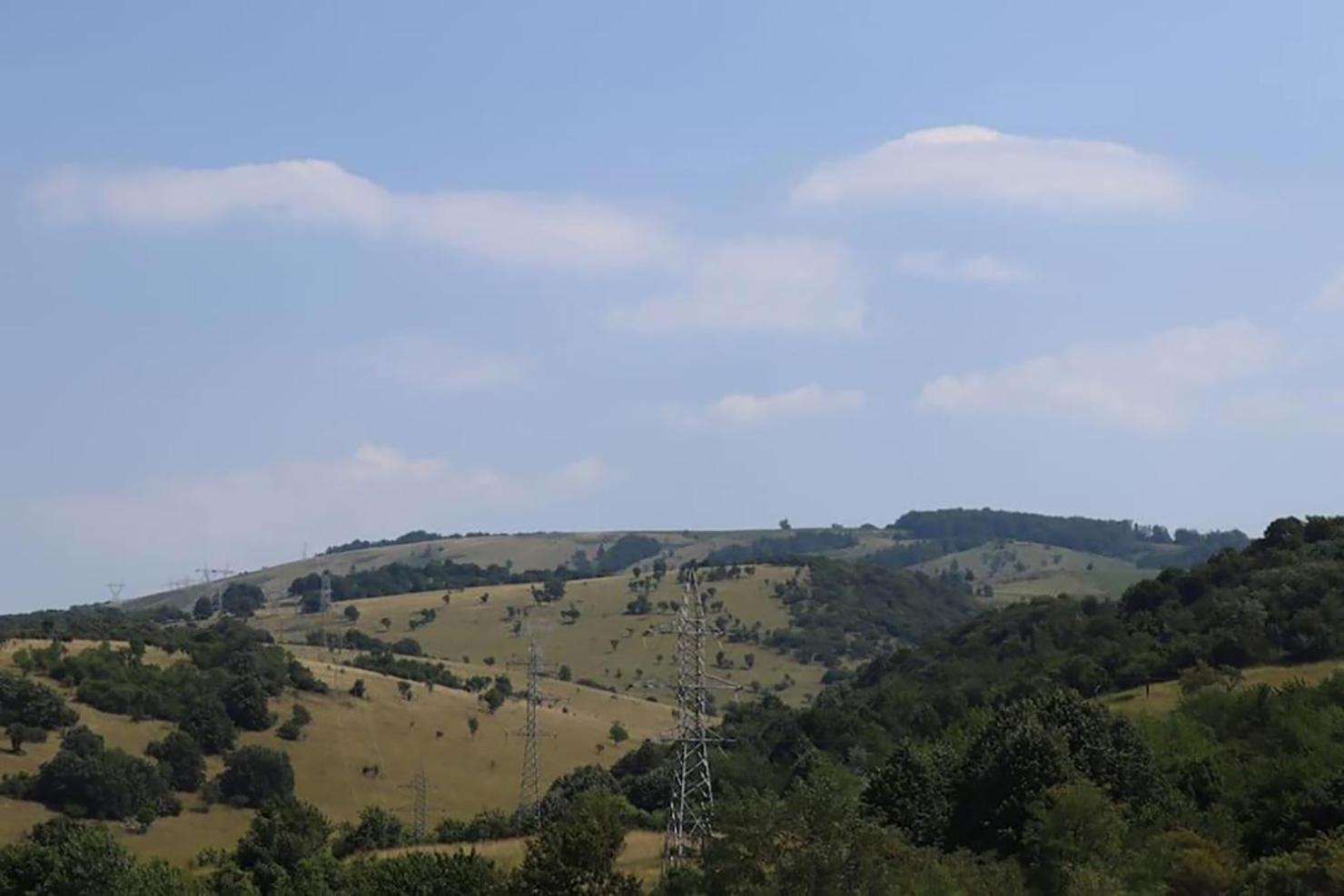 Salas U Bregu In Cheile Carasului Crasova 外观 照片