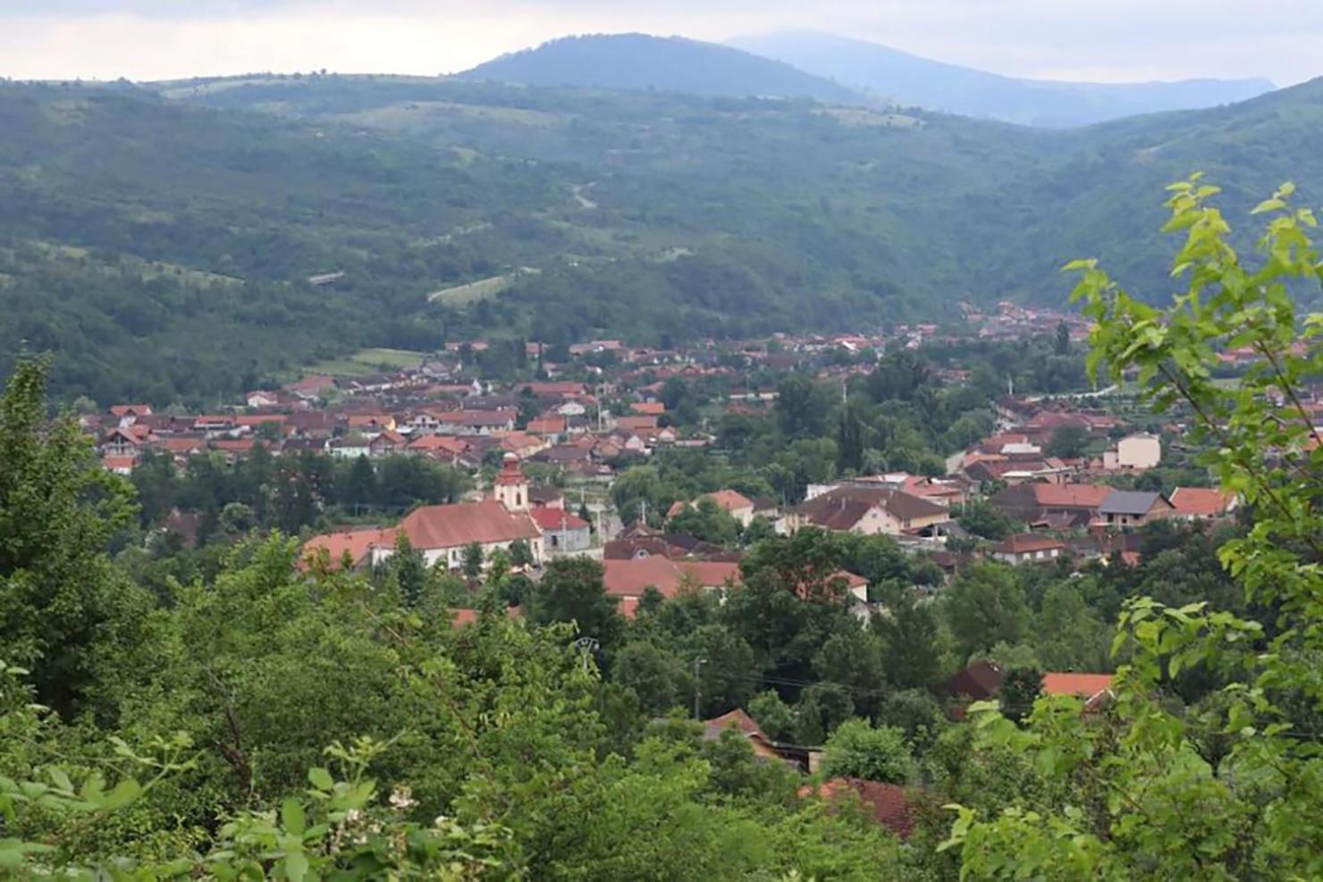 Salas U Bregu In Cheile Carasului Crasova 外观 照片